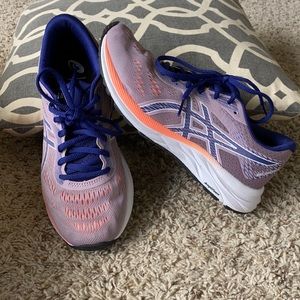 ASICS Gel-Excite 6 shoes. Size 7.5